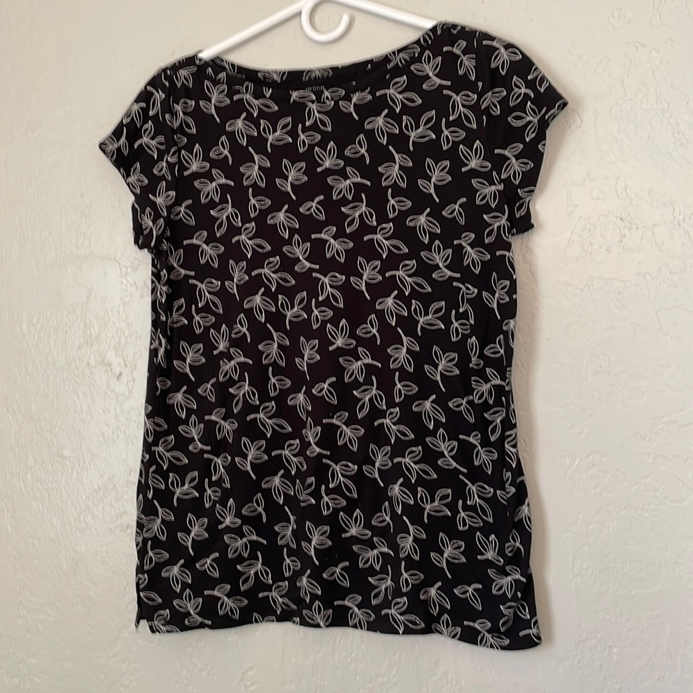 Loft Black and White floral top